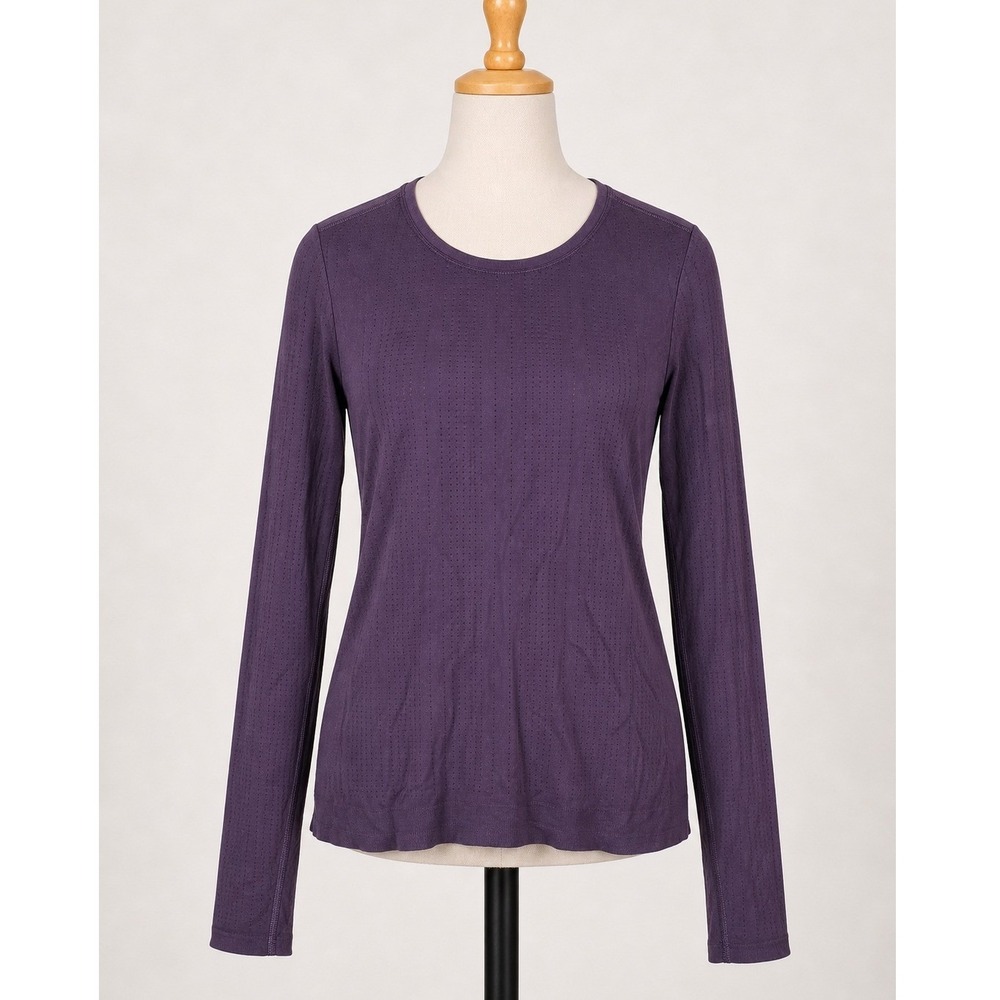 Athleta In Motion Top T-Shirt Women's Size M Purple Long Sleeve Perforated Mesh